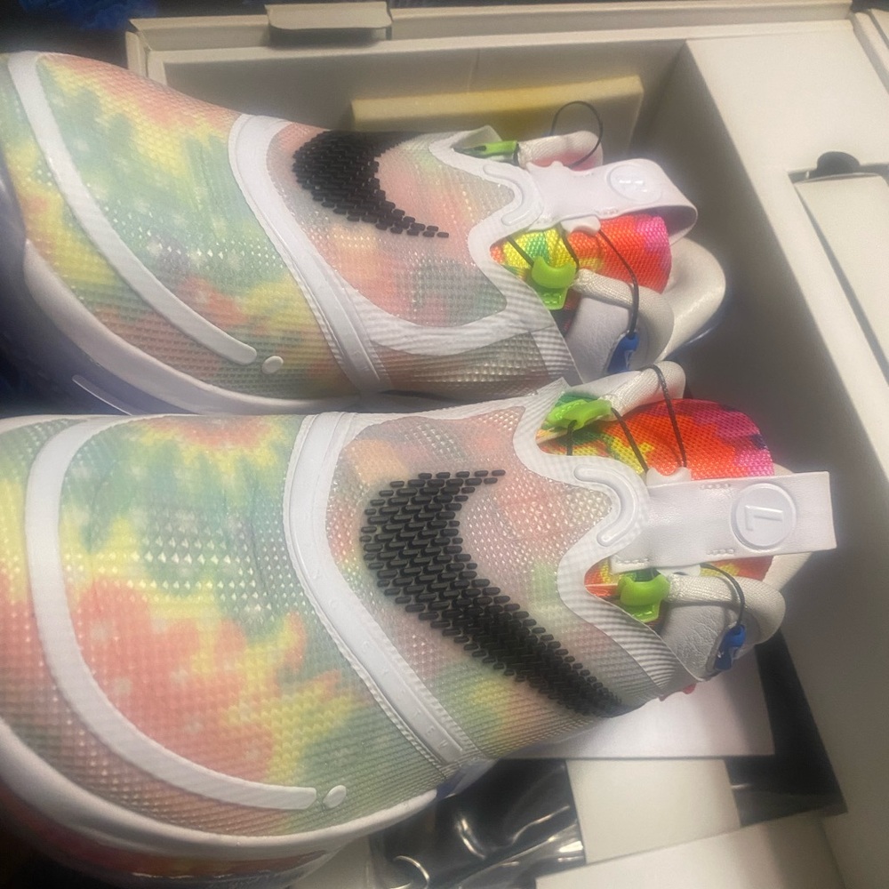 Nike Adapt 2.0 BB Men’s size 10 Self lacing smart sneakers!deadstock